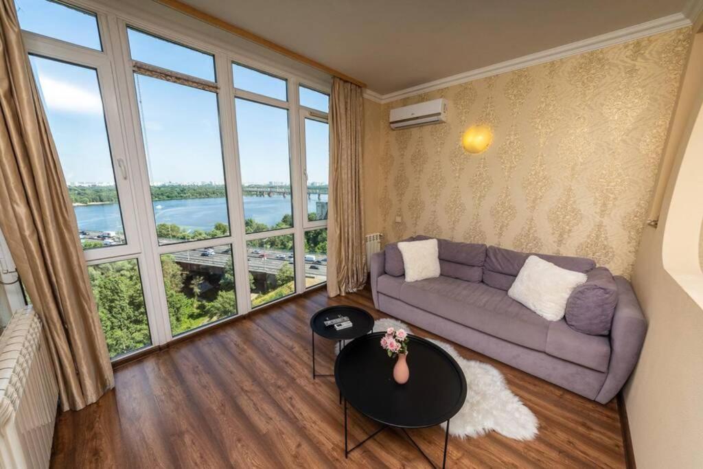 Apartments With Crazy Panoramic View Of The Dniepr Kijev Kültér fotó